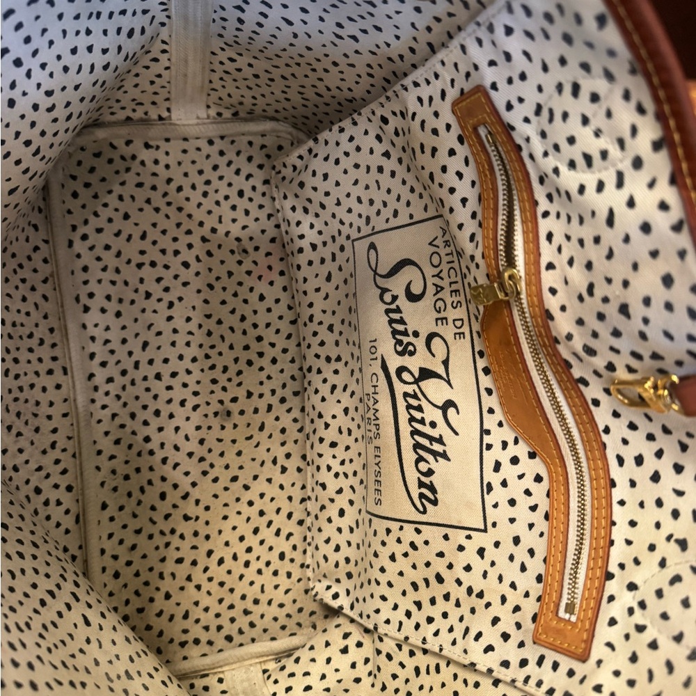 Louis Vuitton Monogram Waves Neverfull MM tote bag limited edition. - Picture 6 of 8